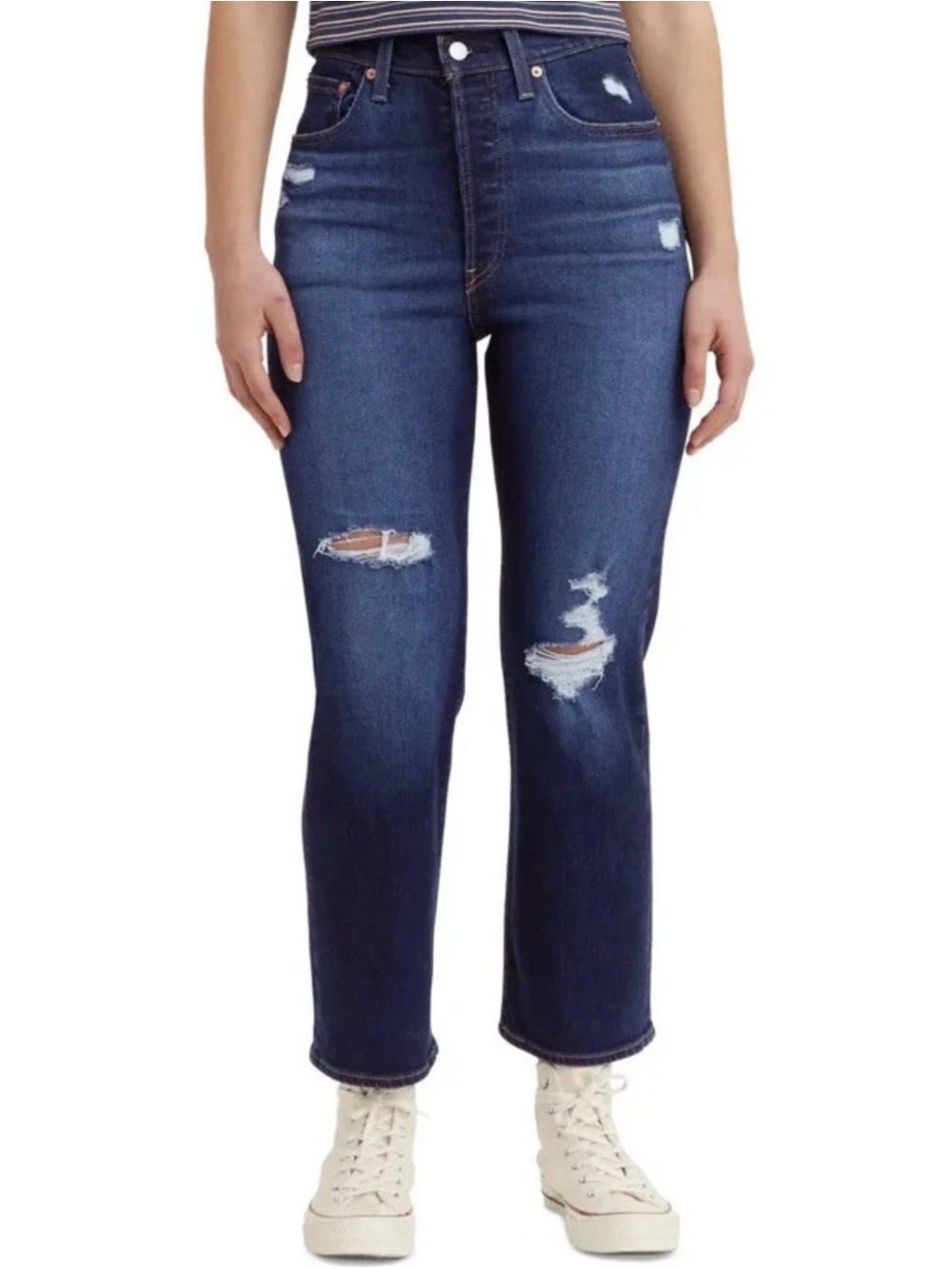 Levi's Ribcage Straight Ankle Jeans
Distressed Dark Wash W28 L27
Measures 26"